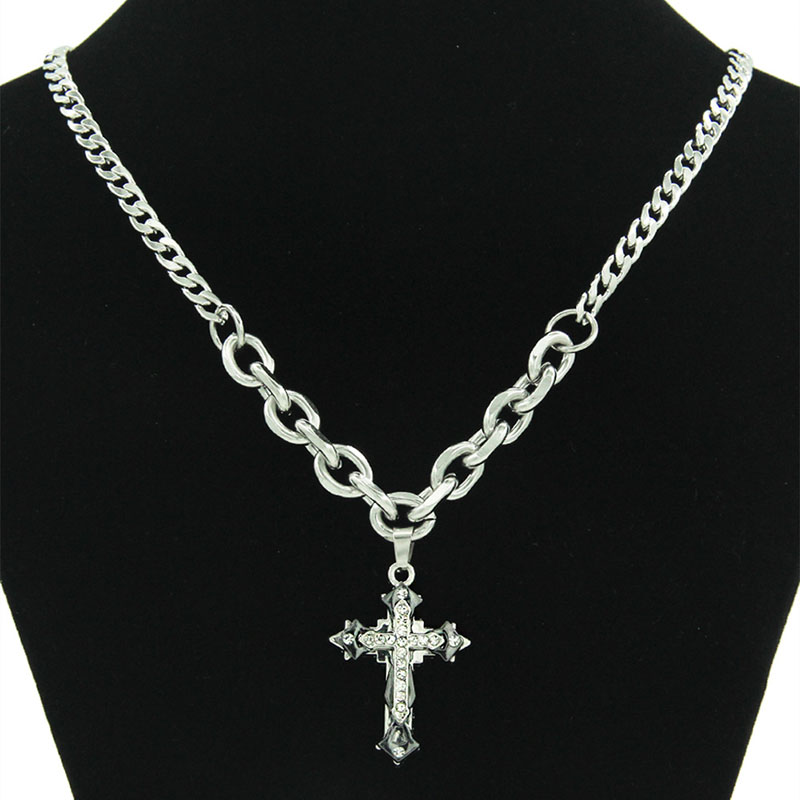 O Chain Titanium Steel With Diamond Stereoscopic Cross Pendant Necklace Manufacturer