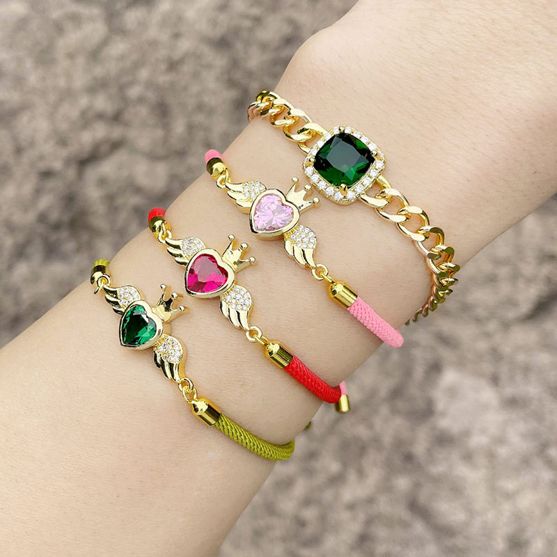 Retro Popular Heart-shaped Hand Jewelry Sweet Girl Niche Design Sense Crown Love Bracelet Distributor