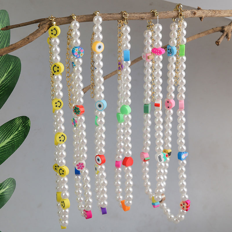 Wholesale Bohemian Hand-beaded Colorful Flowers Smiley Face Pearl Soft Pottery Necklace