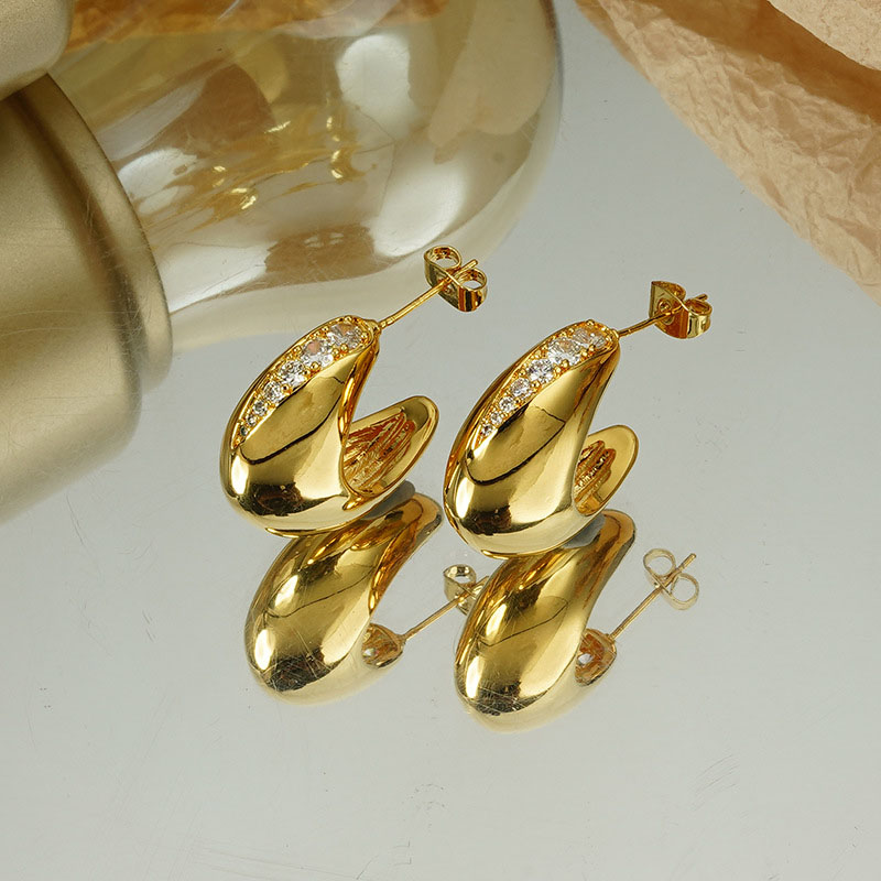 Earrings Fashion Double C Rhinestone Studs	 Vendors