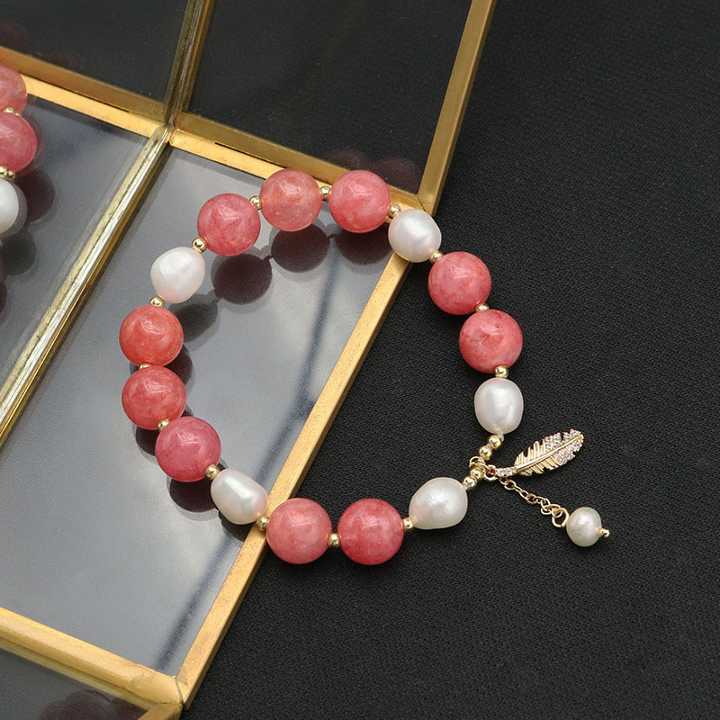 Wholesale Natural Pearl Watermelon Red Crystal Stretchy Minimalist Leaves 18k Gold Plated Bracelet
