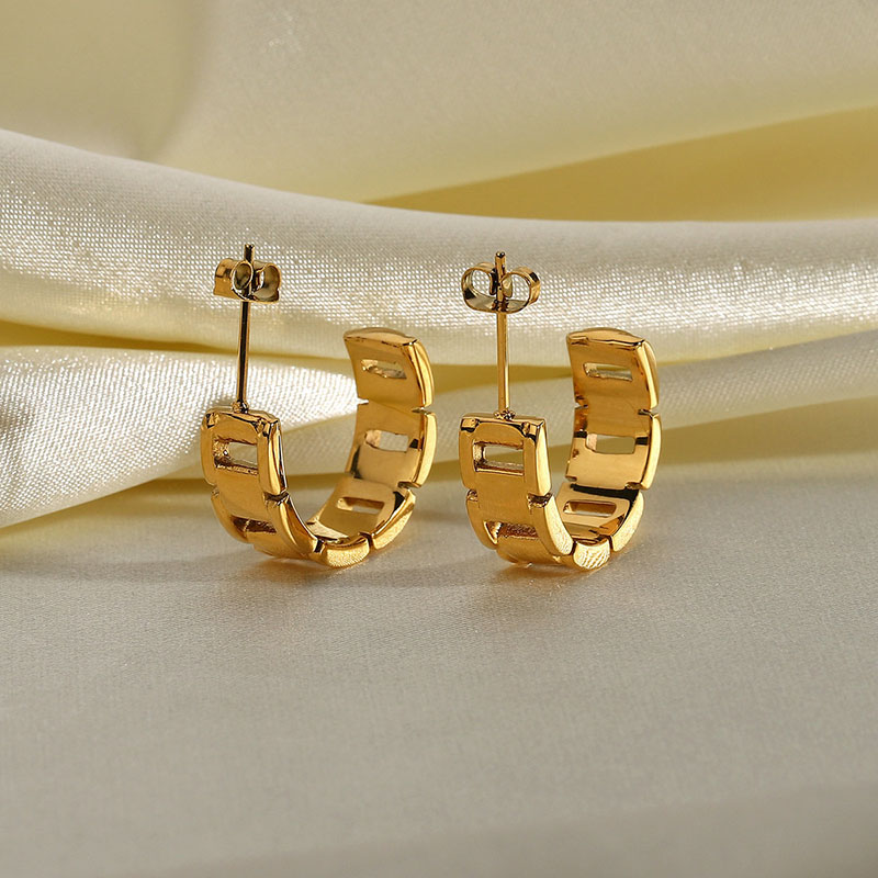 Wholesale Skeleton Chain C-shaped Strap Earrings 18k Gold 316 Stainless Steel Titanium Steel Earrings