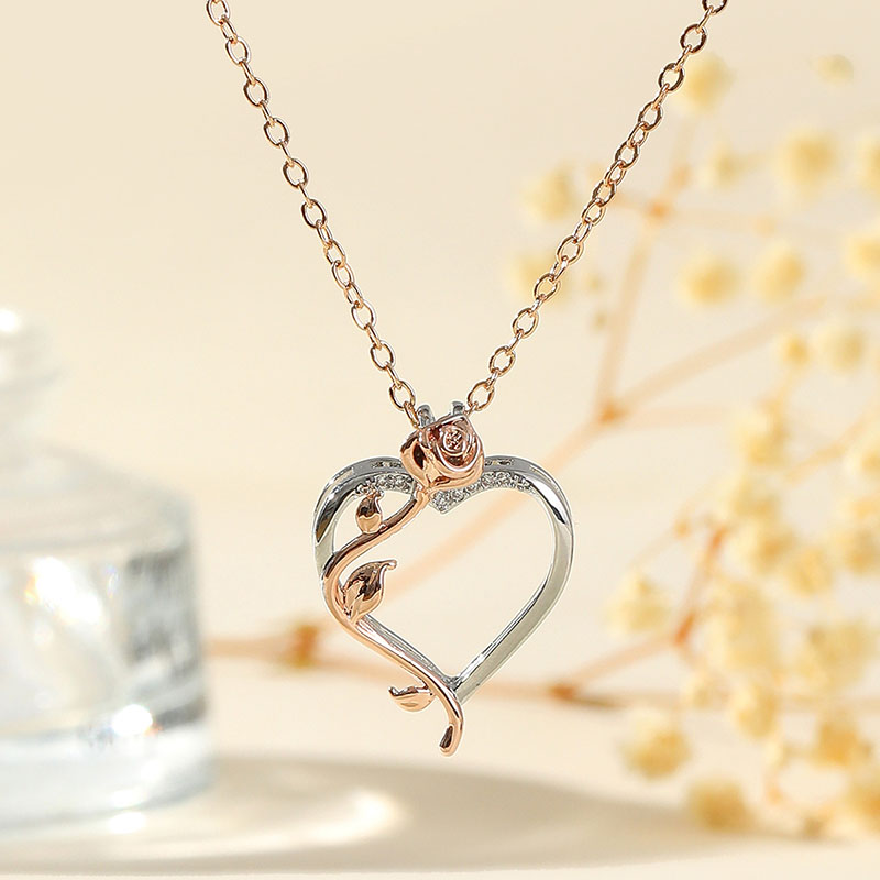 Wholesale Simple Heart-shaped Two-color Rose Geometric Zircon Necklace