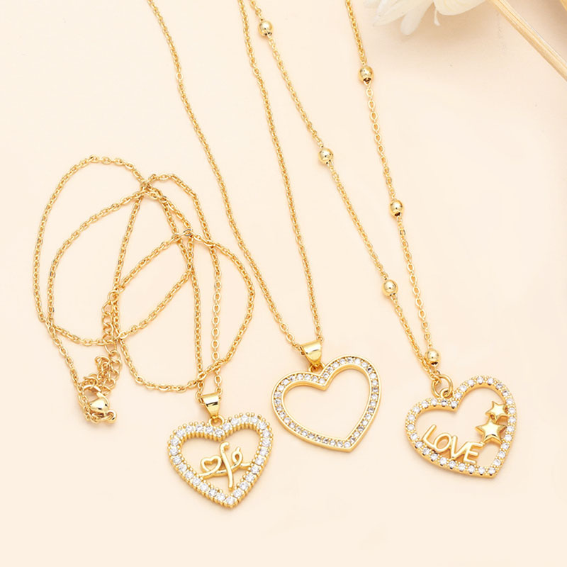Wholesale Fashion Simple Hollow Love Necklace Pendant Clavicle Chain