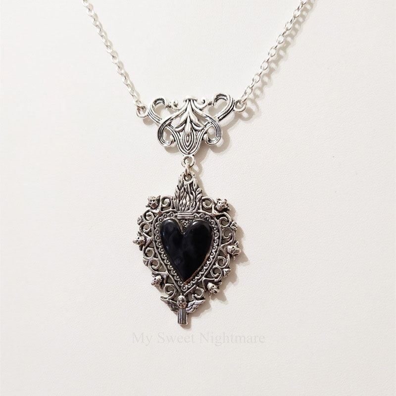 Silver Lace Love Pendant Gothic Necklace Suppliers