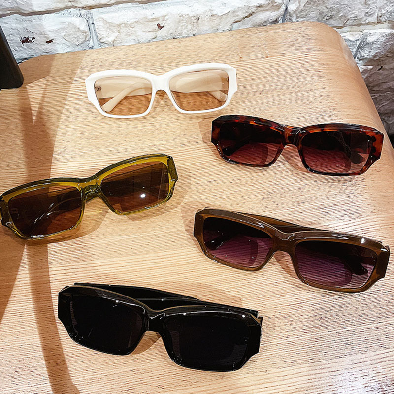 Wholesale Square Small Frame Retro Sunglasses