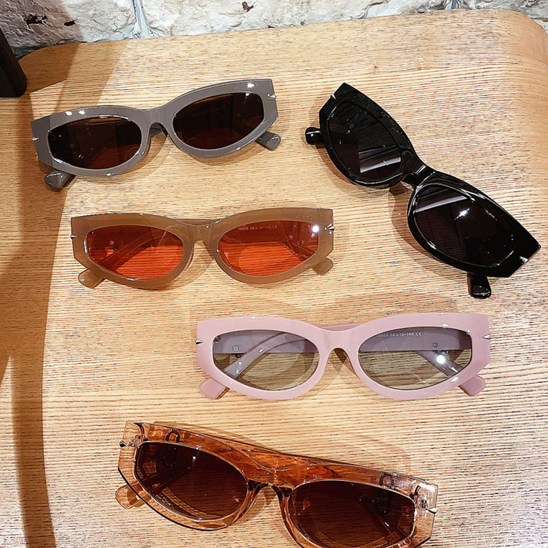 Wholesale Square Studded Cat Eye Y2k Sunglasses