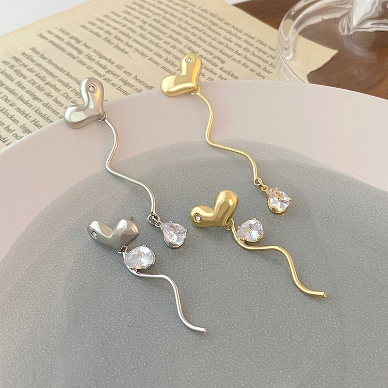 Wholesale Jewelry Asymmetric Fashion Long Tassel Zirconia Peach Heart Earrings