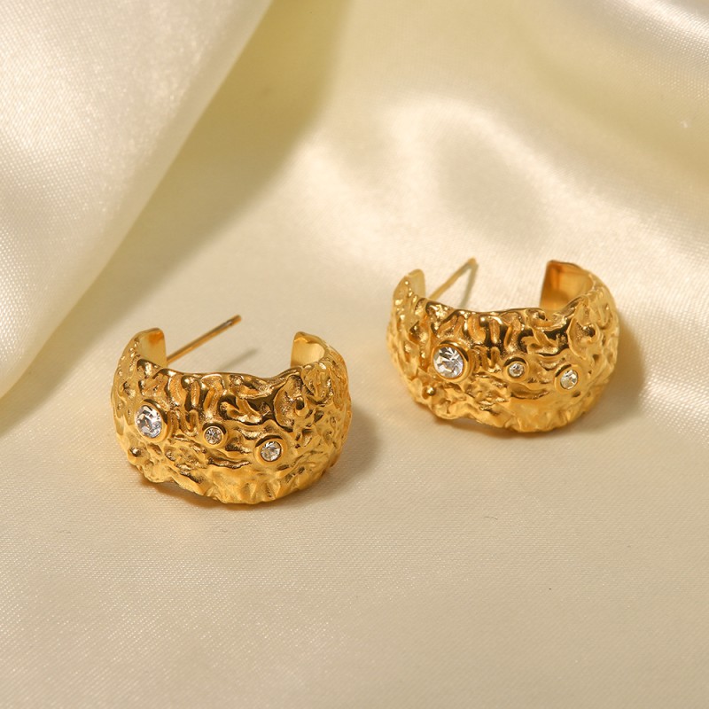 Wholesale 18K Gold C- Shaped White Diamond Earrings