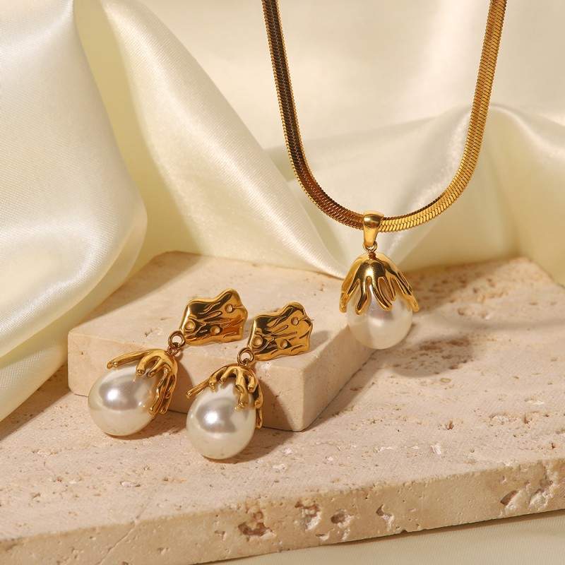 Wholesale Baroque Pearl Pendant Necklace Earrings