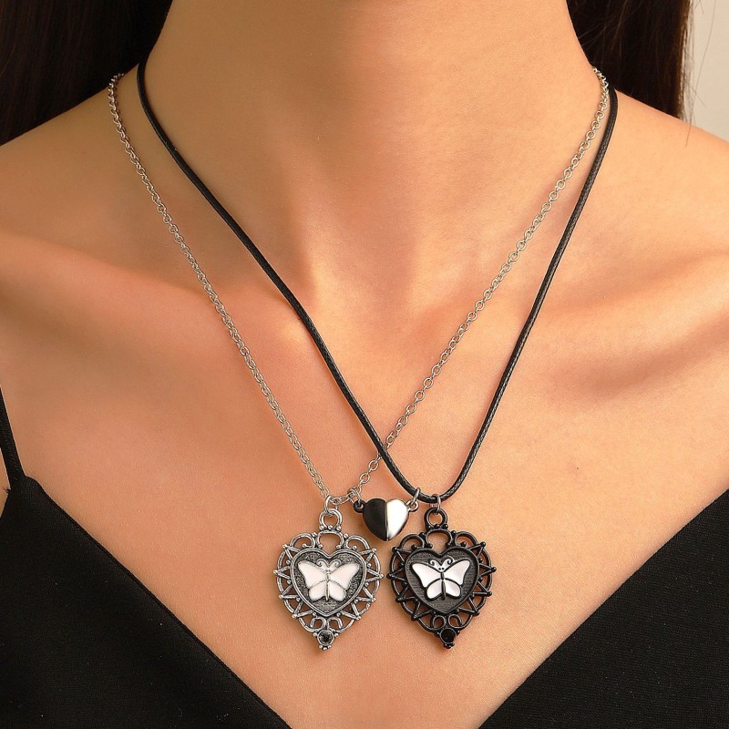Magnetic Butterfly Heart-shaped Couple Necklace Wholesalers