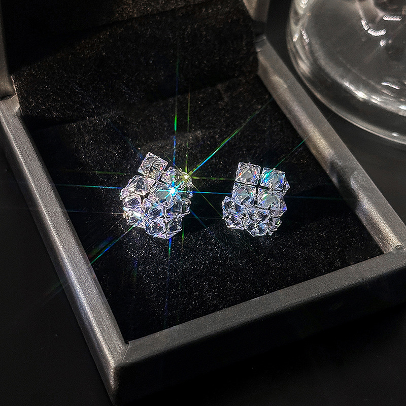 Silver Needle Zircon Stereo Square Earrings Wholesalers