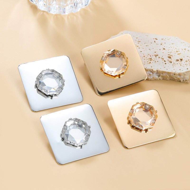 Diamond-encrusted Square Shiny Earring Wholesalers
