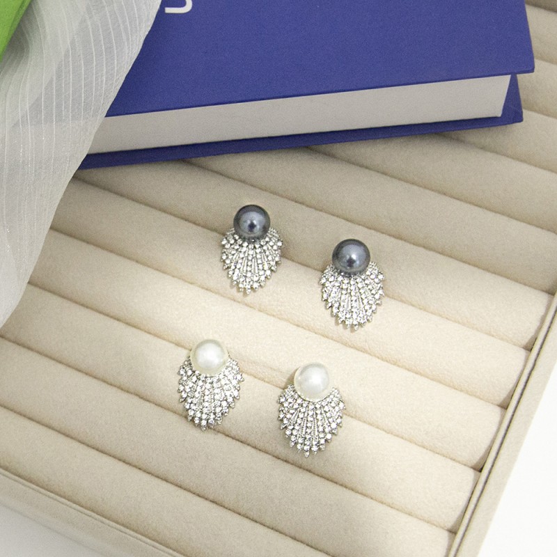 Silver Needle Diamond Pearl Earrings Wholesalers