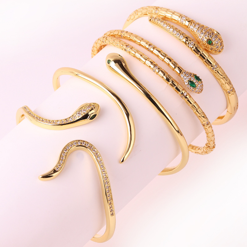 Diamond-encrusted Snake Head Opening Bracelet Wholesaler