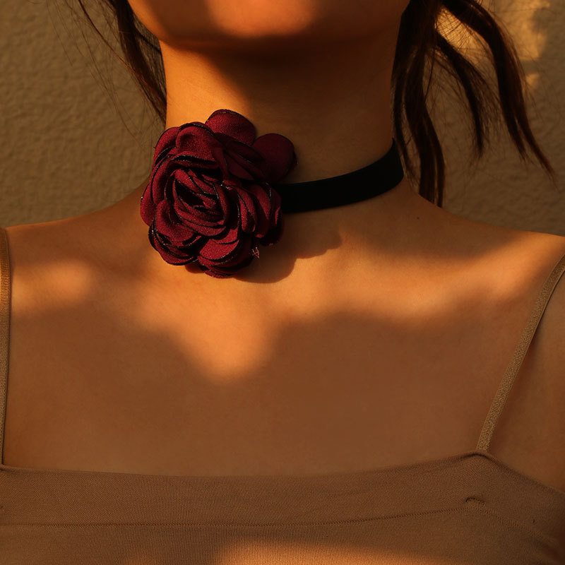 Fabric Flower Necklace Wholesalers