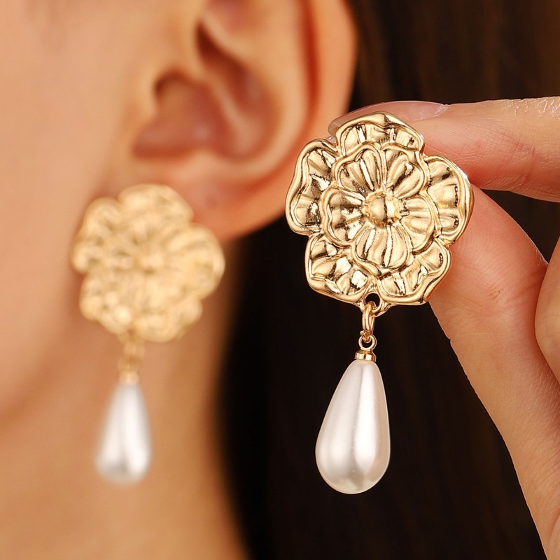 Flower Pearl Earrings Wholesalers