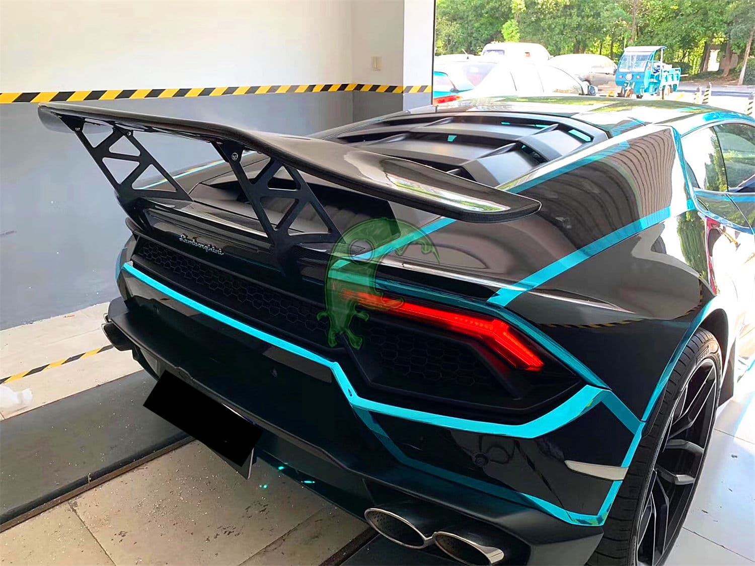 Dry Carbon Fiber Rear Spoiler GT Wing for Lamborghini Huracan LP610/LP580 - DMC Style