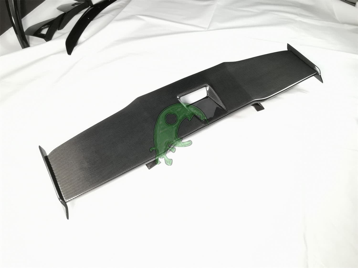 Dry Carbon Fiber Rear Spoiler GT Wing for Lamborghini Huracan LP610/LP580 - SpeedFreak Style