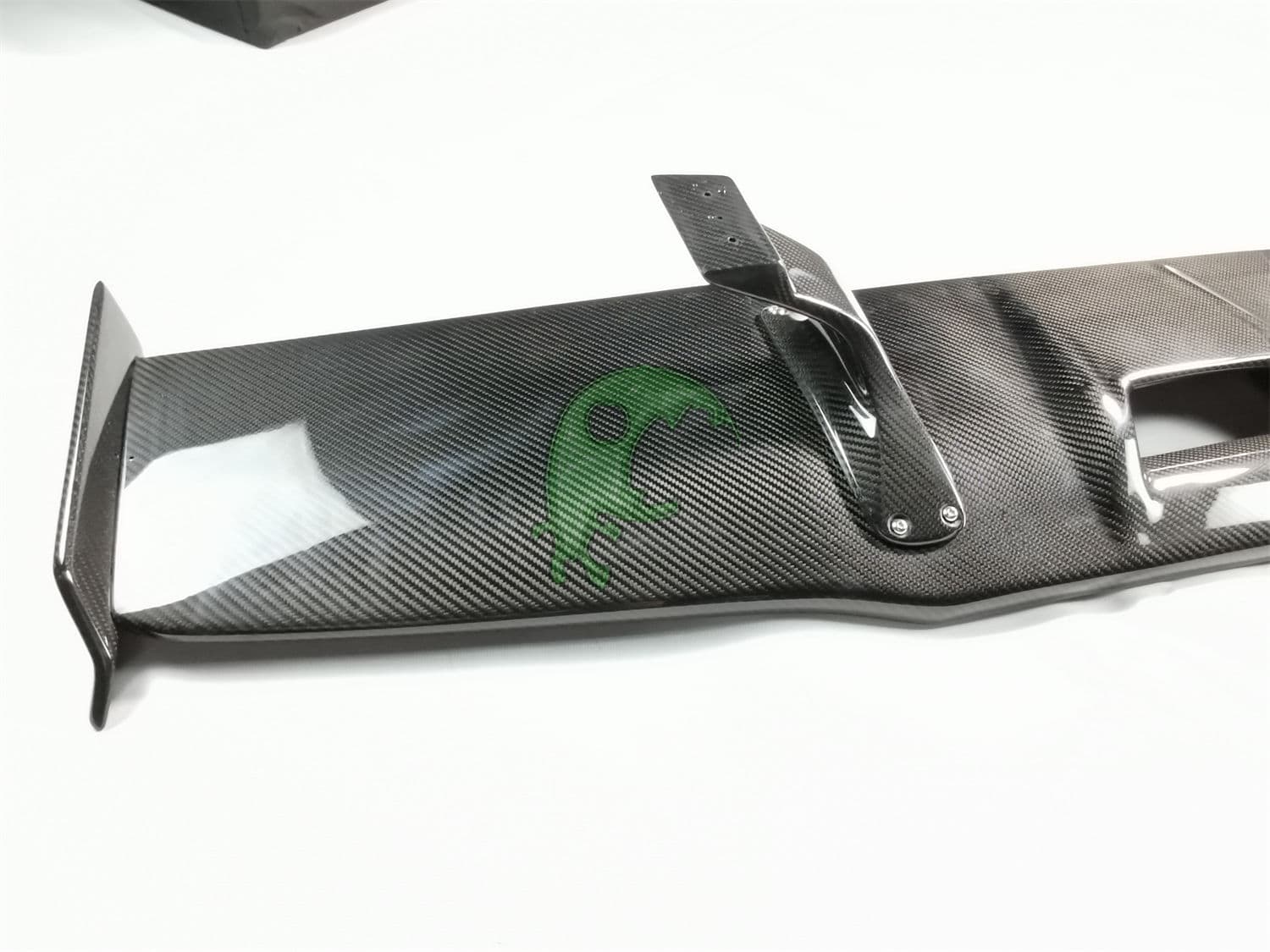Dry Carbon Fiber Rear Spoiler GT Wing for Lamborghini Huracan LP610/LP580 - SpeedFreak Style