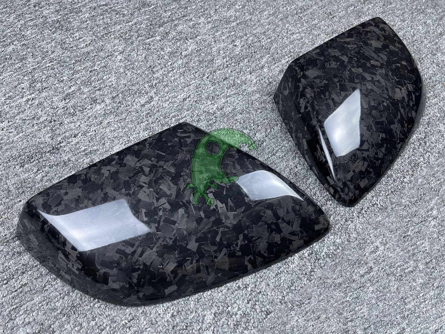 Dry Carbon Fiber Side Mirror Housing for Lamborghini Huracan LP610/LP580/EVO - NVT Style