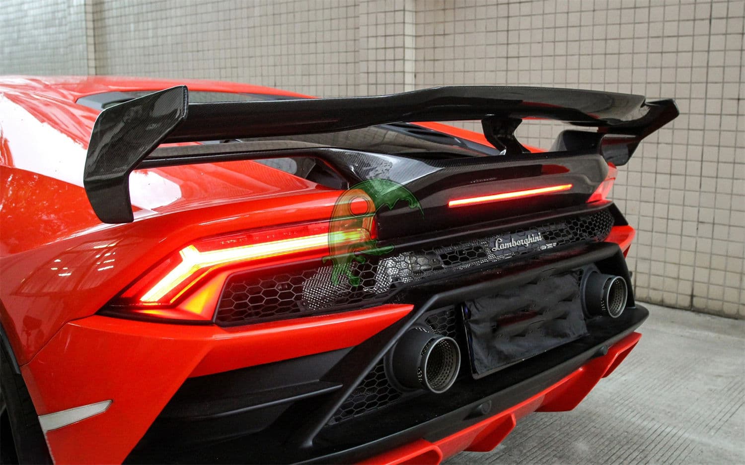 Dry Carbon Fiber Rear Spoiler Wing for Lamborghini Huracan LP610/LP580/EVO - Vorsteiner STO Style