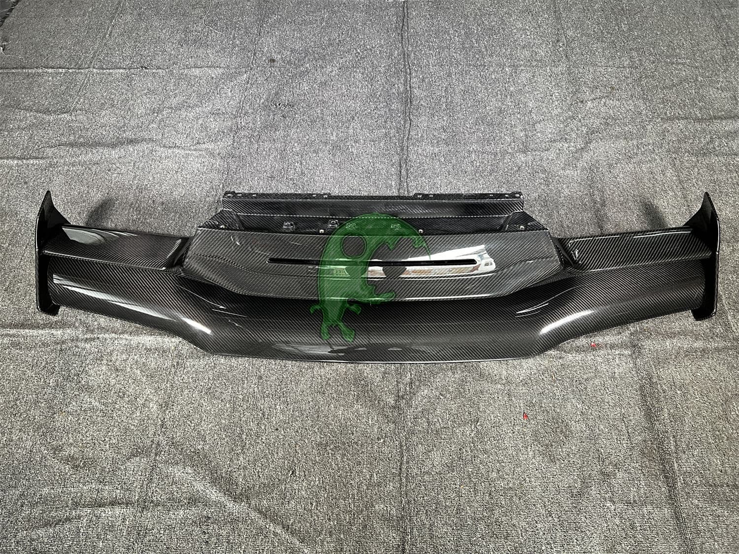 Dry Carbon Fiber Rear Spoiler Wing for Lamborghini Huracan LP610/LP580/EVO - Vorsteiner STO Style
