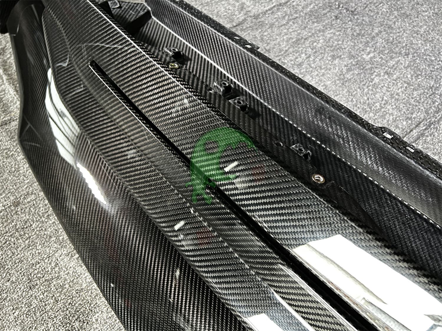 Dry Carbon Fiber Rear Spoiler Wing for Lamborghini Huracan LP610/LP580/EVO - Vorsteiner STO Style