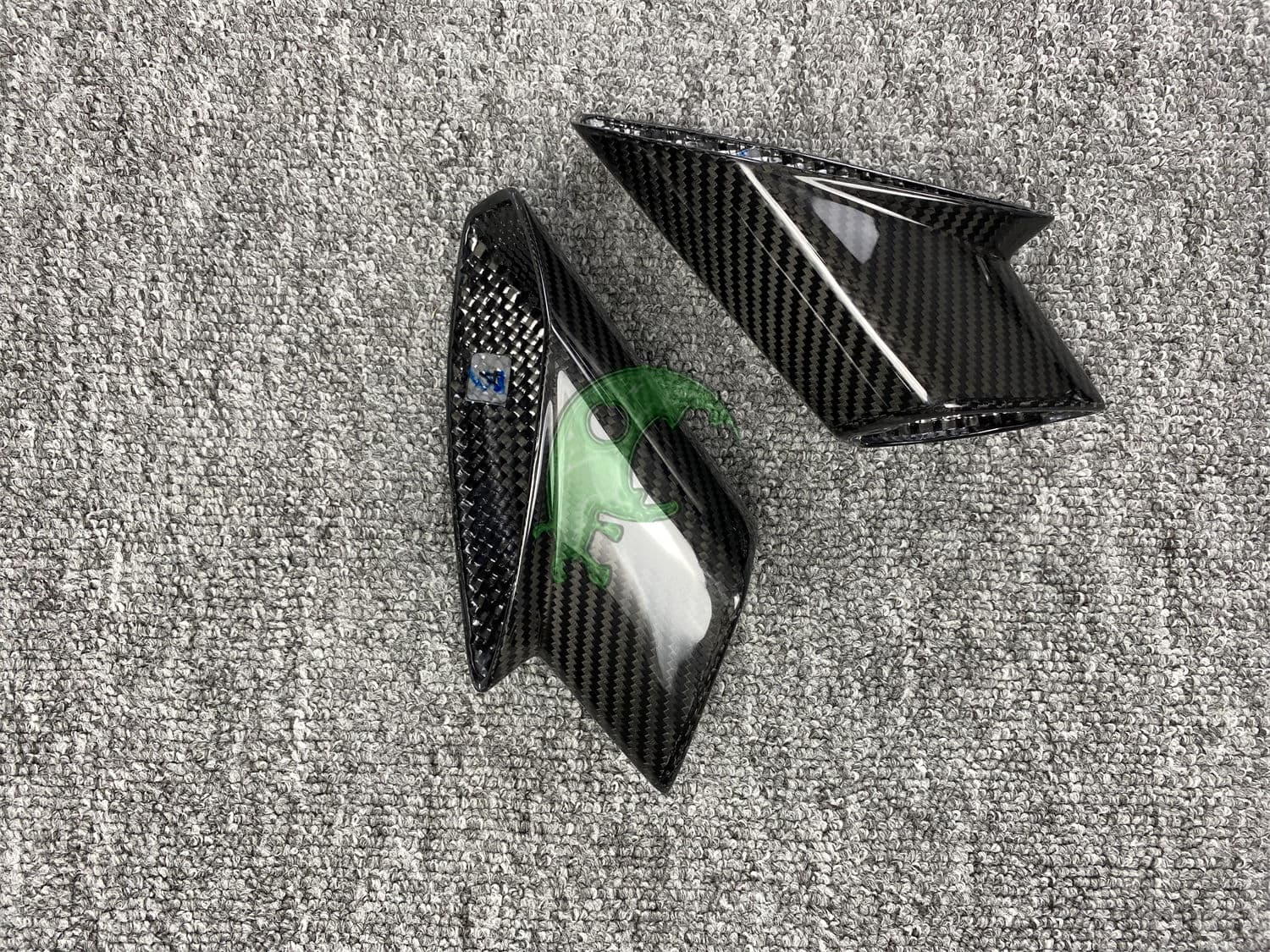 Dry Carbon Fiber side Mirror housing cover trim caps For Lamborghini Huracan LP610 lp580 evo rwd sto tecnica