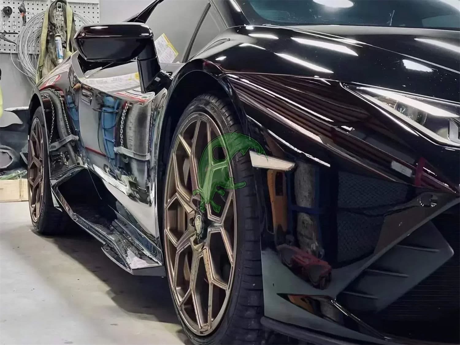 Dry Carbon Fiber Side Skirt for Lamborghini Huracan LP610/LP580/EVO - Vorsteiner Style