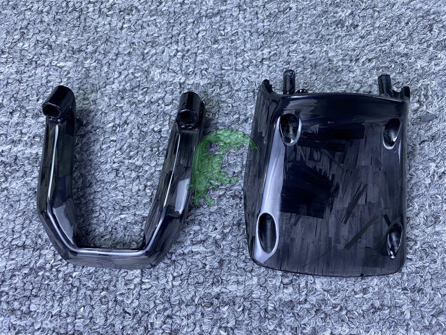 Custom Made Carbon Fiber Steering Wheel for Lamborghini Huracan LP610/LP580/EVO - F1 Racing Style Interiors Kit