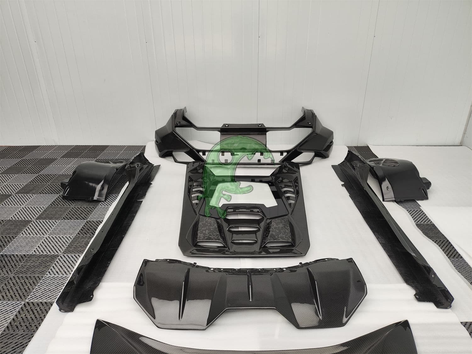 Tecnica Dry Carbon Fiber Full Body Kit For Lamborghini Huracan LP610 LP580 EVO conversion facelift upgrade change bodykit