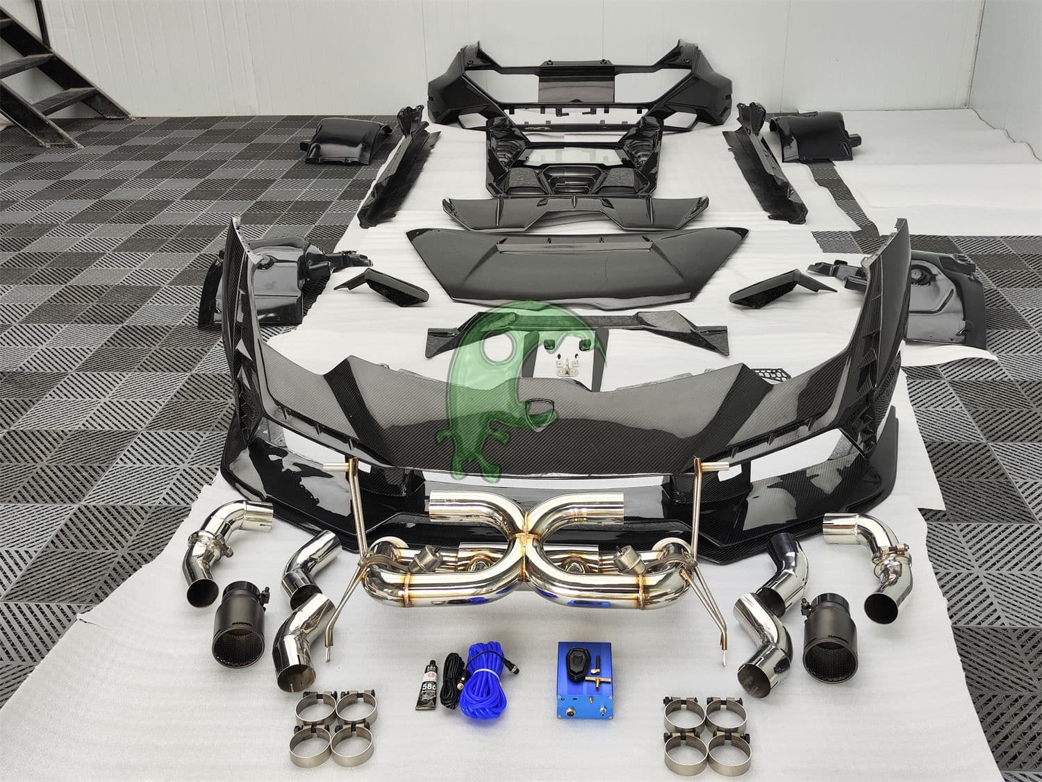 Tecnica Dry Carbon Fiber Full Body Kit For Lamborghini Huracan LP610 LP580 EVO conversion facelift upgrade change bodykit
