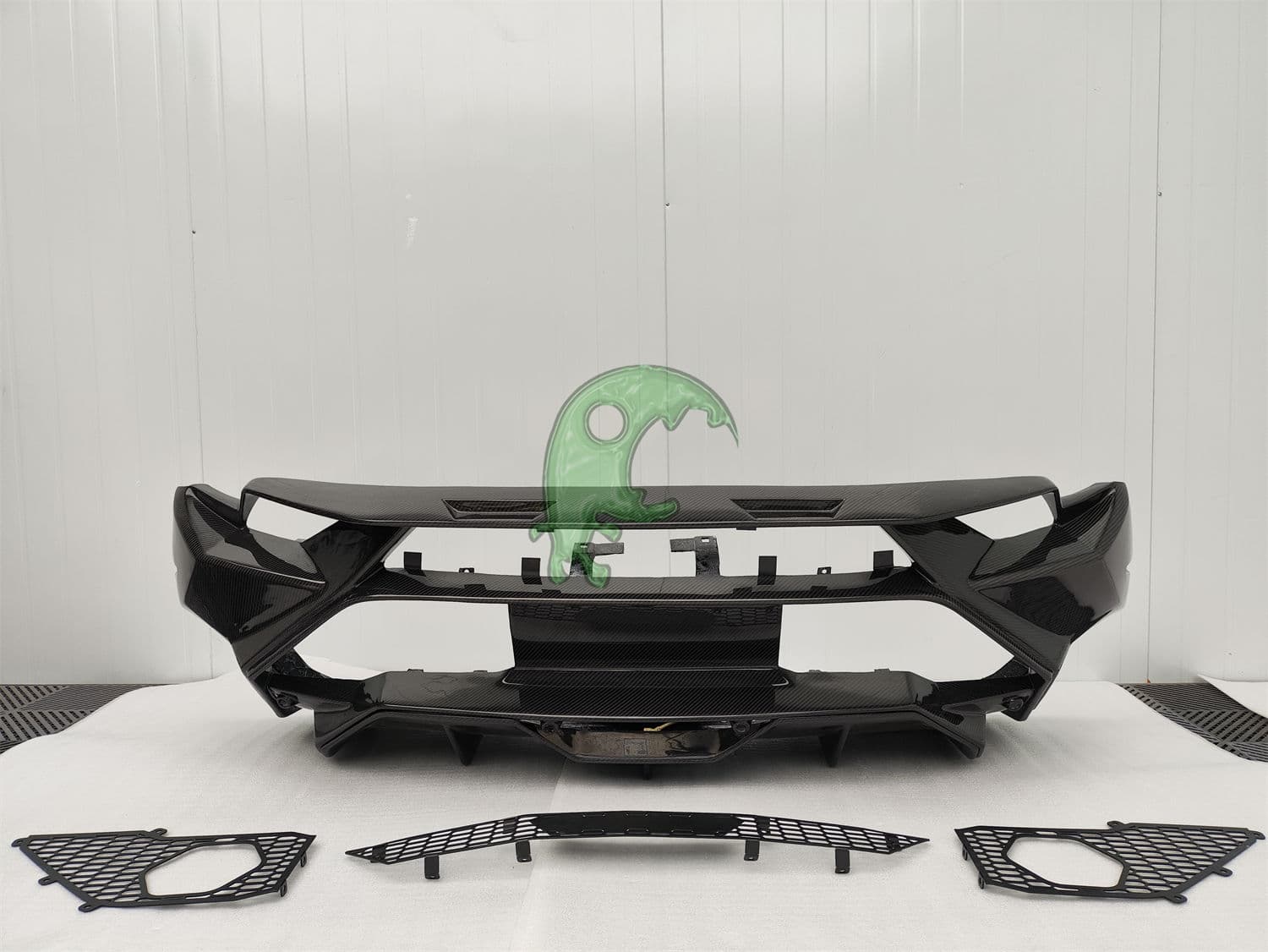 Tecnica Dry Carbon Fiber Rear Bumper For Lamborghini Huracan LP610 LP580 EVO body kit bodykit