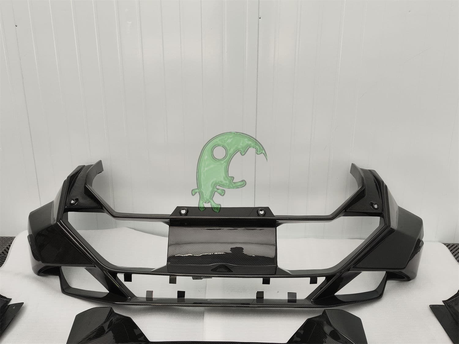 Tecnica Dry Carbon Fiber Rear Bumper For Lamborghini Huracan LP610 LP580 EVO body kit bodykit