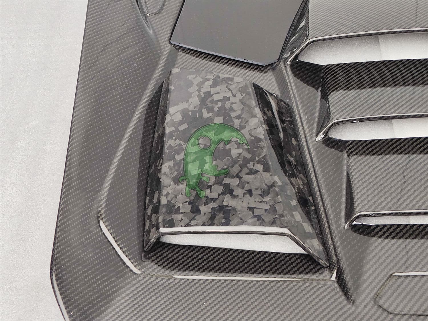 Tecnica Dry Carbon Fiber Rear Engine Cover Lamborghini Huracan LP610 LP580 EVO BONNET