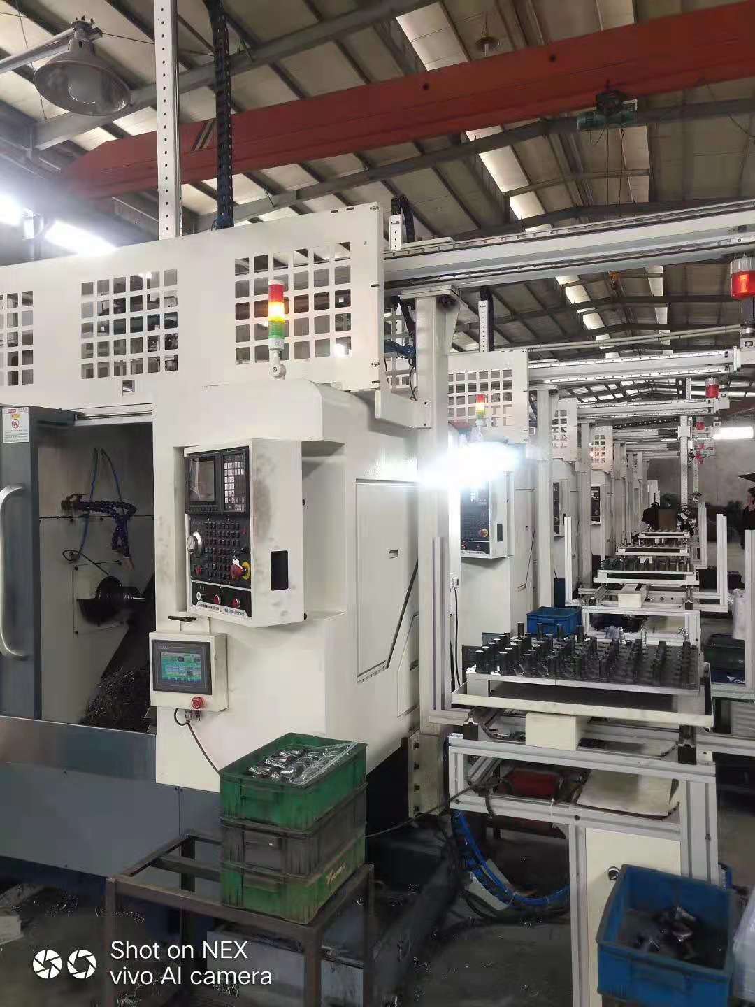 línea de producción automática de torno cnc