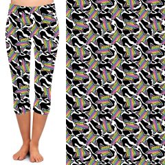 High waisted leggings with colored stars on black and white