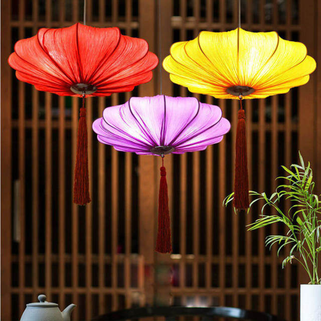 Chinese Style Lantern Pendant Lights 15.7&quot; Fabric Tassels Pendant Lighting Fixtures for Restaurant
