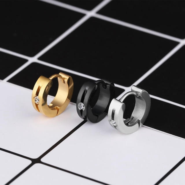 OOVOV Titanium Steel Men and Women Earrings Simple Earrings Ear Buckle Personalized Black Ear Clip Ear Jewelry