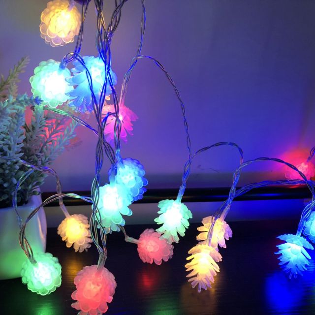 OOVOV Pine Cone Christmas String Lights 10ft 20LED Battery Powered Fairy Lights Indoor/Outdoor Patio Garden Party Christmas Tree Decoration