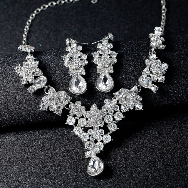 OOVOV Womens Zircon Elegant Bridal Floral Cluster Star Teardrop Statement Necklace Earrings Set