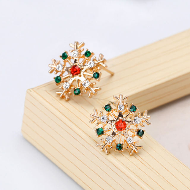 OOVOV Christmas Earrings Holiday Stud Earrings for Women Girls Thanksgiving Xmas Jewelry Snowflake Wreath Earrings