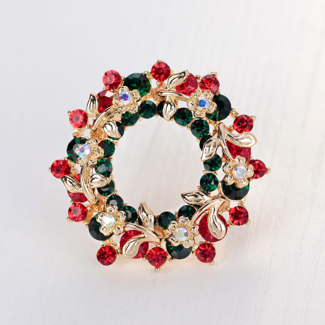 OOVOV Green Red Zircon Wreath Brooch Christmas Brooches for Women Sparkling Christmas Wreath Pin Cute Christmas Accessories for Women