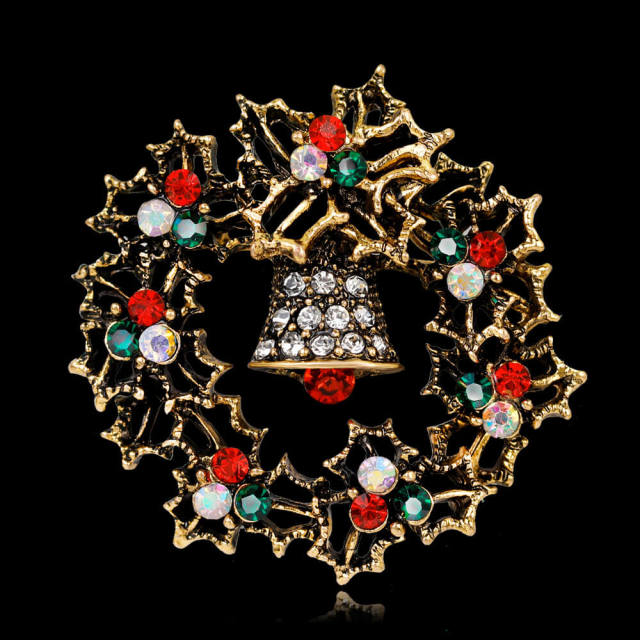 OOVOV Women Christmas Brooches Vintage Sparkling Christmas Wreath Brooch Cute Classic Christmas Accessories for Women