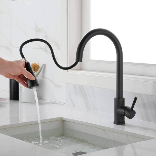 OOVOV Black Kitchen Faucet Kitchen Faucets with Pull Down Sprayer Stainless Steel Single Handle Single Hole Kitchen Sink Faucet