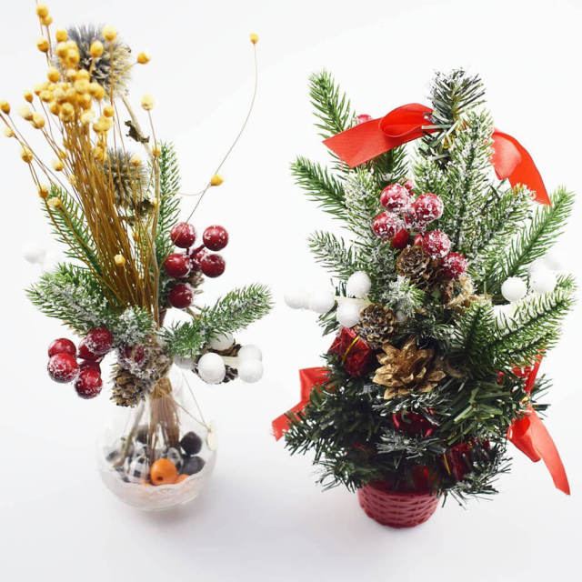 10 Pcs Christmas Picks Decorations Artificial Pine Branches Stems Spray with Pine Cones for Craft Floral Christmas Wreath Picks Ornaments