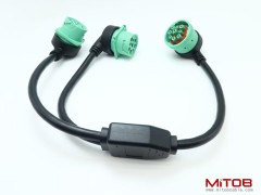 Right Angle Overmolded J1939 Male to 2 Female J1939 Green Type 2 Splitter Y Cable