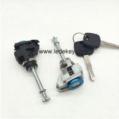 69005-0K011 690050K011 car door lock cylinder for toyota HILUX 04-15