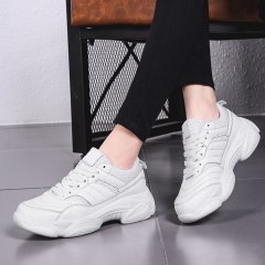 Black dad shoes, women's Korean version, original accommodation, new 2020 thick sole leisure sports shoes, INS super hot women's
